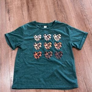 SHEIN Teal Kids Tee with Leopard Heart Pattern
